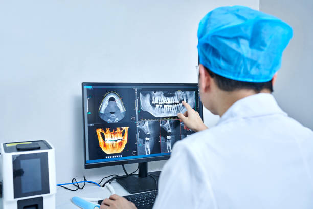 Best Dentist for Tooth Abscess  in Merced, CA